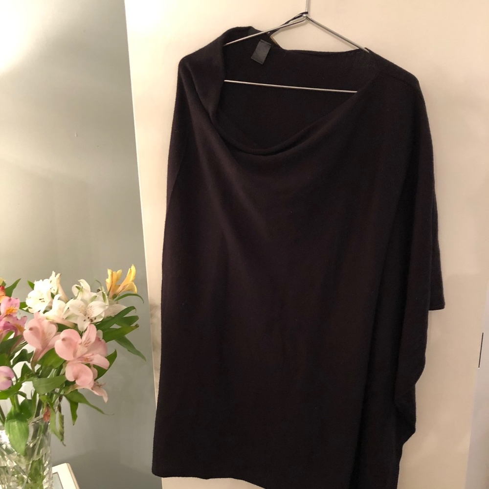 Black Poncho Shall